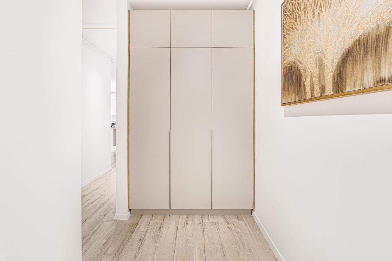Elegant Apartment Near Afi & Atrium Mall Arad Eksteriør bilde